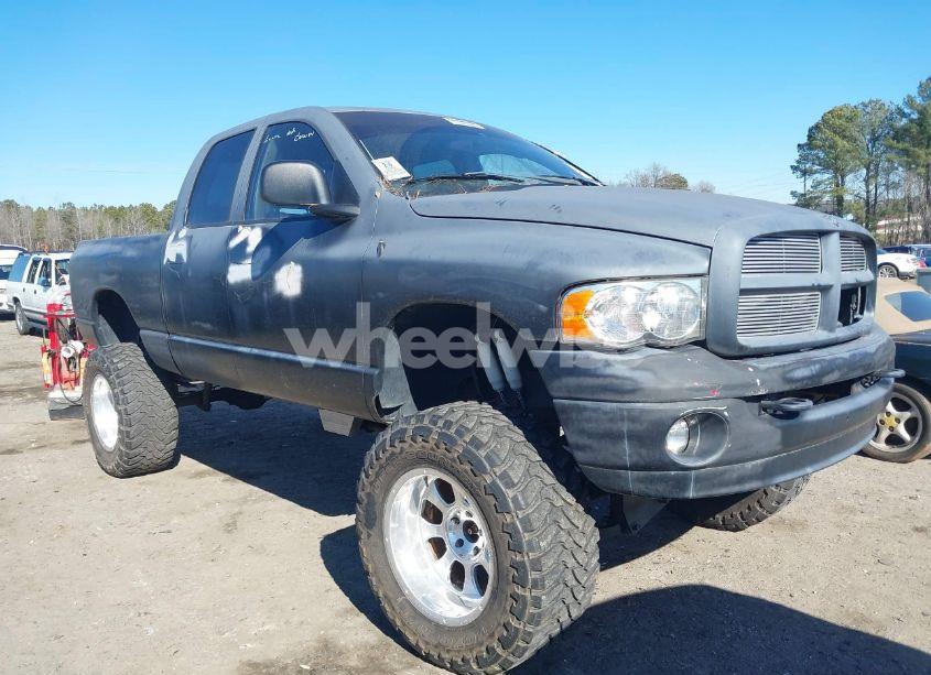 2002 Dodge Ram 1500 ST (VIN 1D7HU18N22S655402) main photo