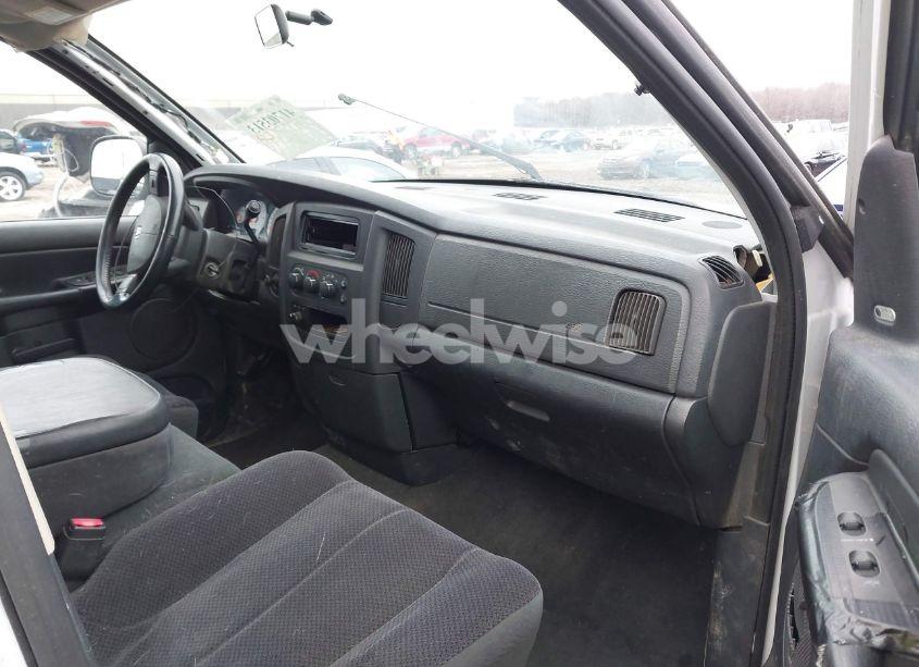 Photo 5 of 2004 Dodge Ram 1500 SLT/LARAMIE (VIN 1D7HU18N24S661588)