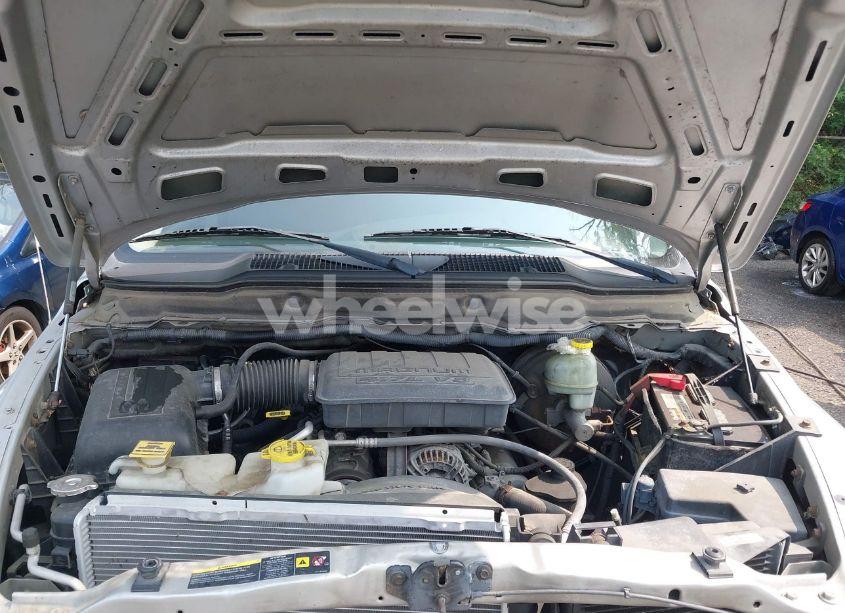 Photo 10 of 2005 Dodge Ram 1500 SLT/LARAMIE (VIN 1D7HU18N35J619230)