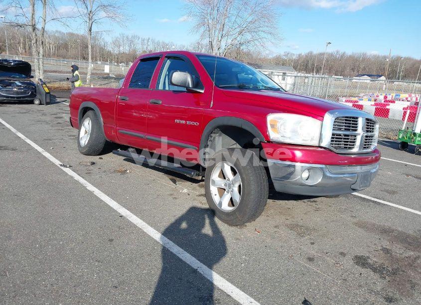 2007 Dodge Ram 1500 SLT/TRX4 OFF ROAD/SPORT (VIN 1D7HU18N37S116925) main photo