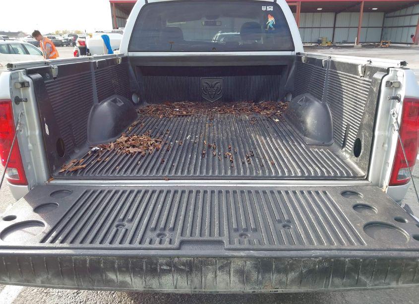 Photo 19 of 2002 Dodge Ram 1500 ST (VIN 1D7HU18N42S575907)