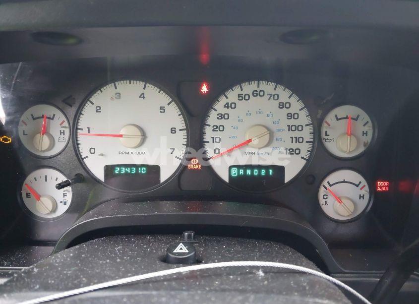 Photo 7 of 2004 Dodge Ram 1500 SLT/LARAMIE (VIN 1D7HU18N54S511832)