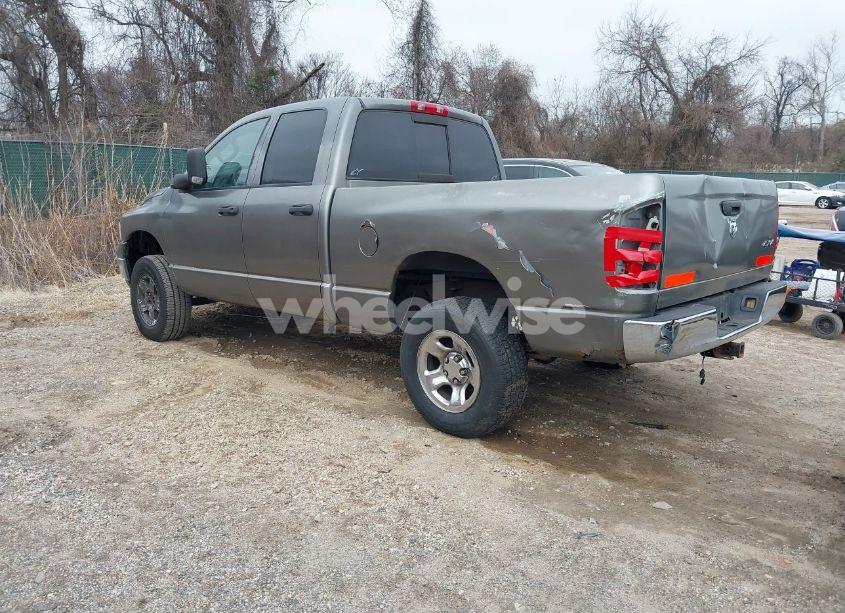 Photo 3 of 2005 Dodge Ram 1500 SLT/LARAMIE (VIN 1D7HU18N55S135523)