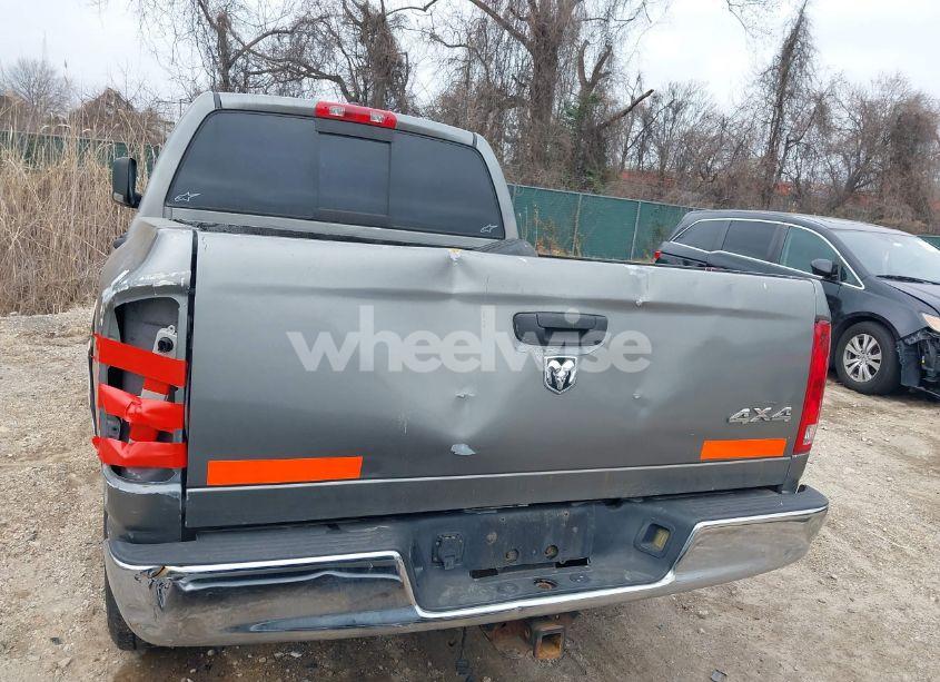 Photo 6 of 2005 Dodge Ram 1500 SLT/LARAMIE (VIN 1D7HU18N55S135523)