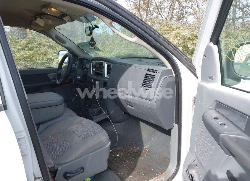 Photo 5 of 2008 Dodge Ram 1500 SLT (VIN 1D7HU18N58S523940)