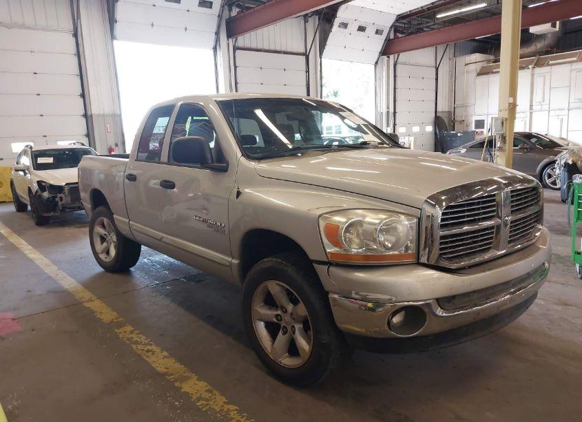 2006 Dodge Ram 1500 SLT/TRX4 OFF ROAD/SPORT (VIN 1D7HU18N96S618689) main photo