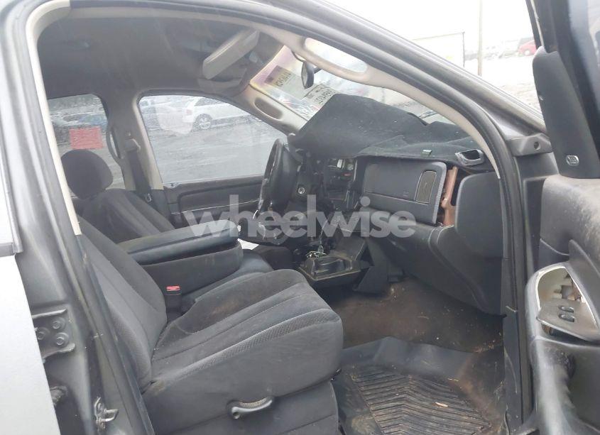 Photo 5 of 2002 Dodge Ram 1500 ST (VIN 1D7HU18NX2S624091)