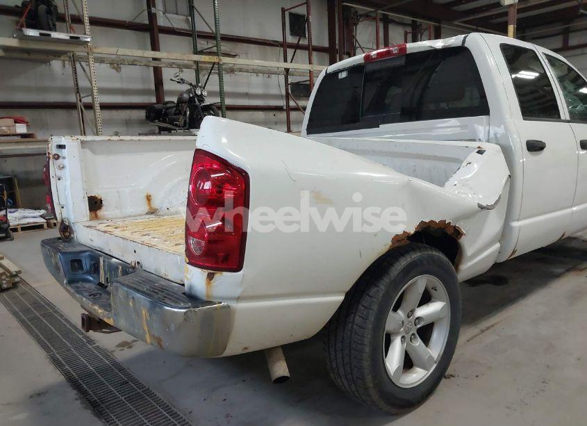 Photo 6 of 2008 Dodge Ram 1500 SLT (VIN 1D7HU18NX8J120235)