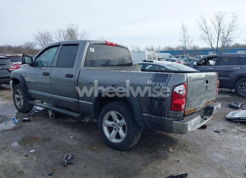Photo 3 of 2007 Dodge Ram 1500 SLT/TRX4 OFF ROAD/SPORT (VIN 1D7HU18P17J503237)