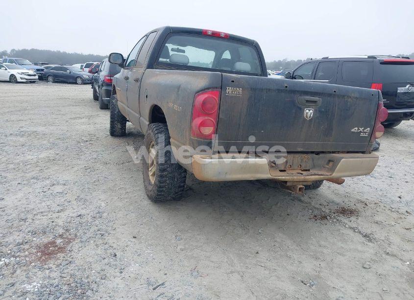 Photo 3 of 2007 Dodge Ram 1500 SLT/TRX4 OFF ROAD/SPORT (VIN 1D7HU18P77S236471)