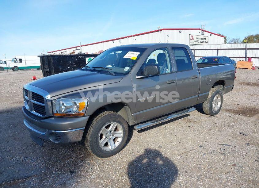 Photo 2 of 2007 Dodge Ram 1500 SLT/TRX4 OFF ROAD/SPORT (VIN 1D7HU18PX7S123727)