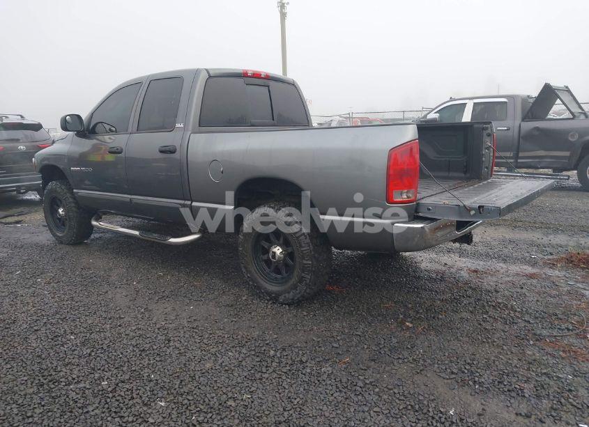Photo 3 of 2002 Dodge Ram 1500 ST (VIN 1D7HU18Z92S656212)