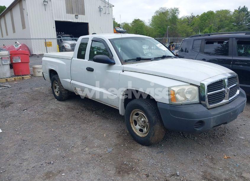 2007 Dodge Dakota ST (VIN 1D7HW22K07S202496) main photo