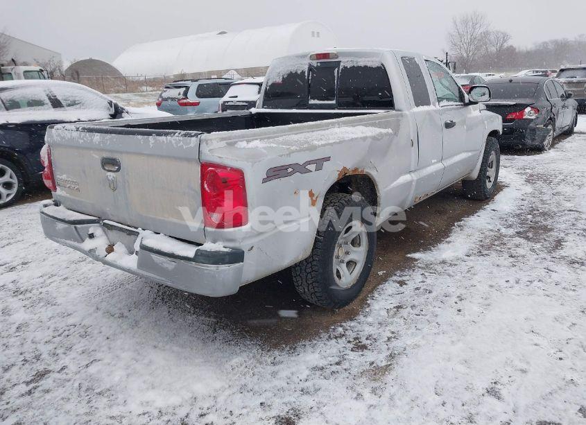 Photo 4 of 2007 Dodge Dakota ST (VIN 1D7HW22K87S256435)