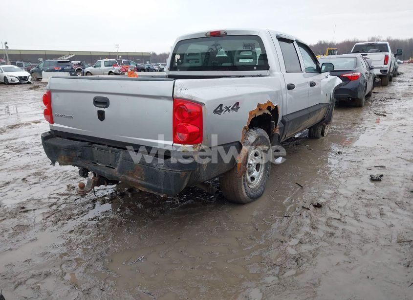 Photo 4 of 2006 Dodge Dakota ST (VIN 1D7HW28K76S507001)