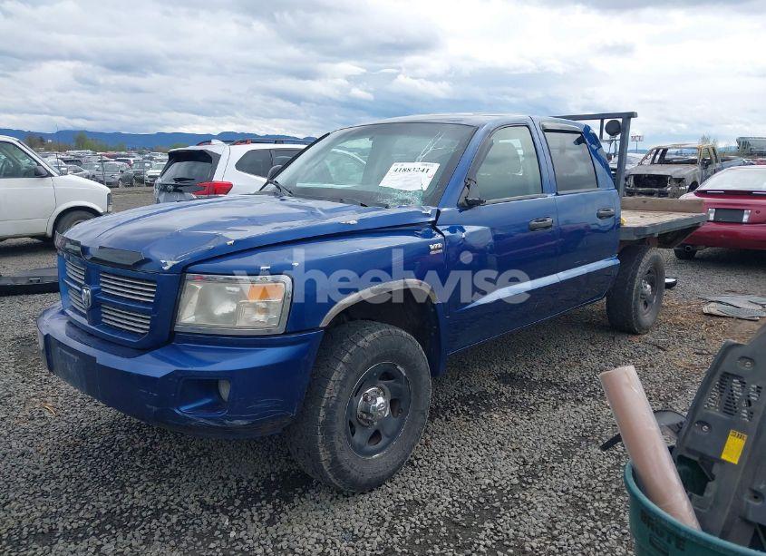 Photo 2 of 2009 Dodge Dakota SXT (VIN 1D7HW38P39S782032)