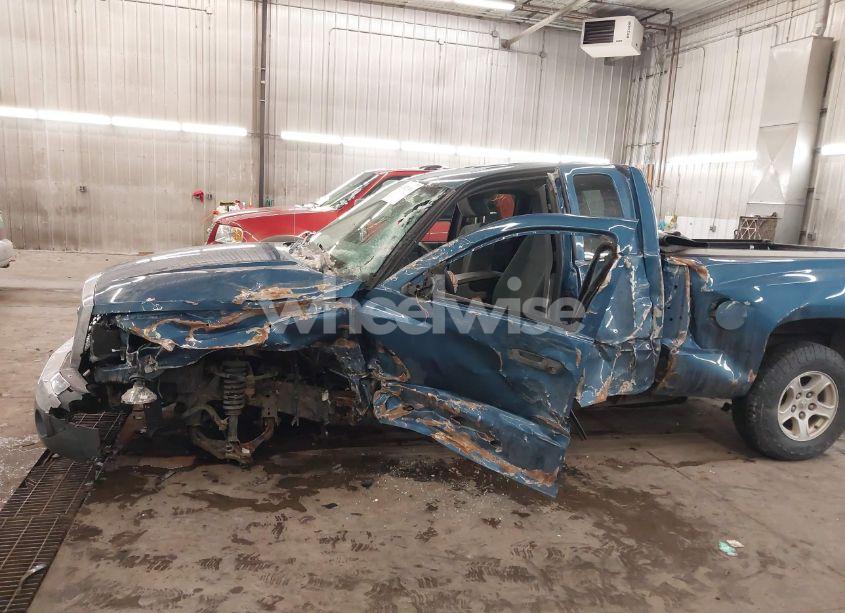 Photo 6 of 2005 Dodge Dakota SLT (VIN 1D7HW42K75S331862)