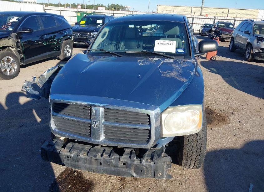 Photo 12 of 2005 Dodge Dakota SLT (VIN 1D7HW42N05S139211)
