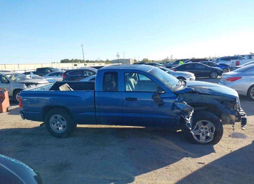 Photo 13 of 2005 Dodge Dakota SLT (VIN 1D7HW42N05S139211)