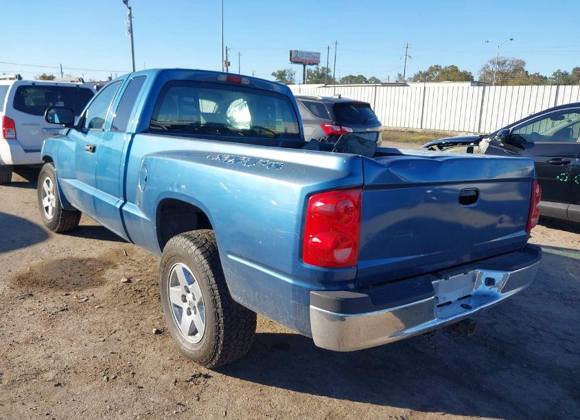 Photo 3 of 2005 Dodge Dakota SLT (VIN 1D7HW42N05S139211)