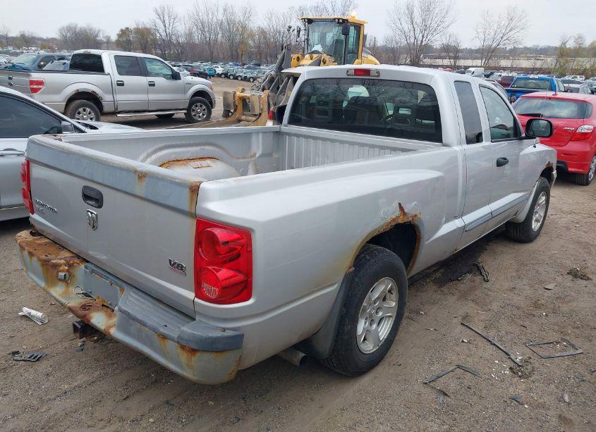 Photo 4 of 2005 Dodge Dakota SLT (VIN 1D7HW42N45S112528)