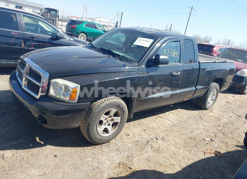 Photo 2 of 2007 Dodge Dakota SLT (VIN 1D7HW42P77S224633)