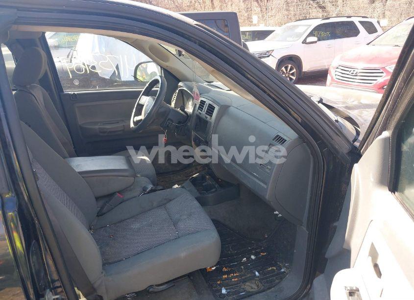 Photo 5 of 2007 Dodge Dakota SLT (VIN 1D7HW42P77S224633)