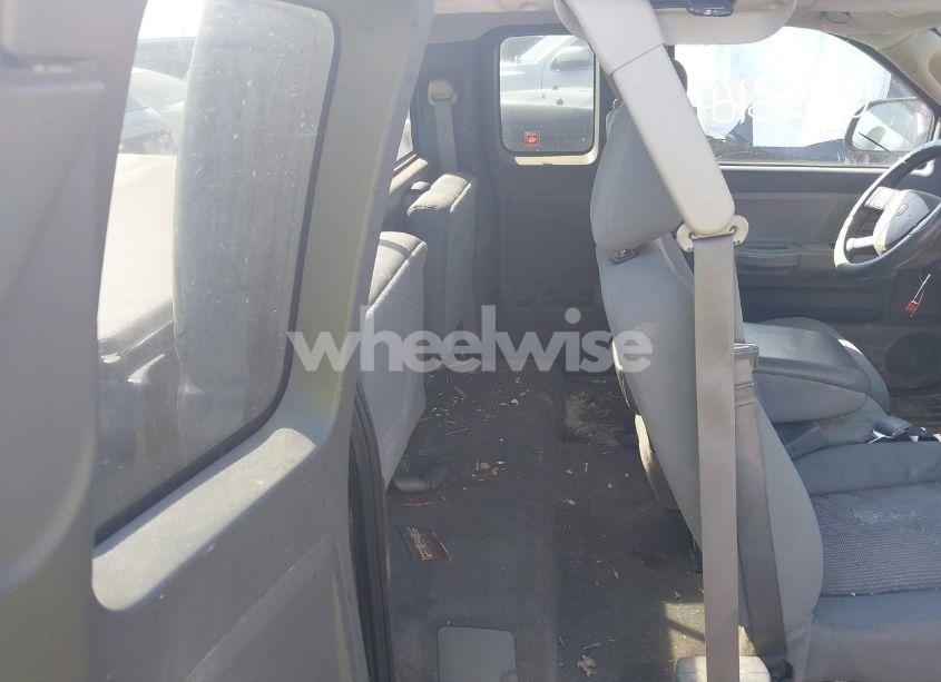 Photo 8 of 2007 Dodge Dakota SLT (VIN 1D7HW42P77S224633)