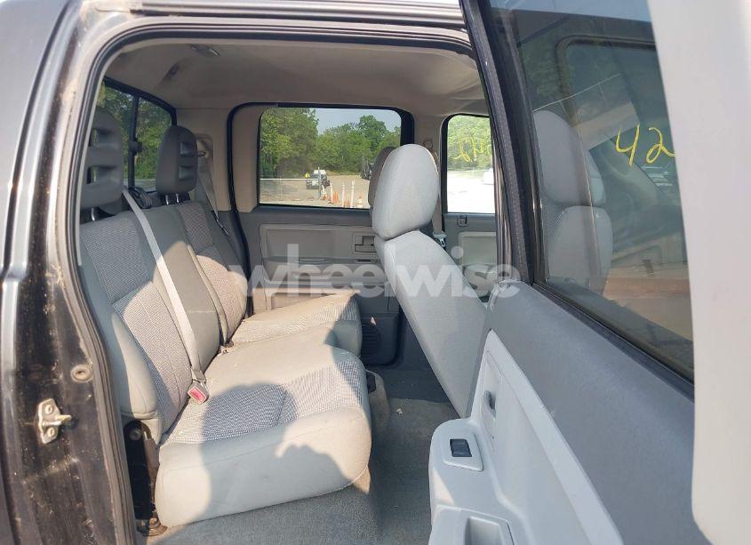 Photo 8 of 2007 Dodge Dakota SLT (VIN 1D7HW48K97S138512)