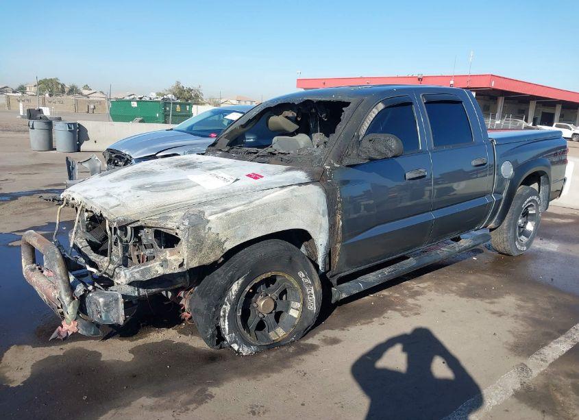 Photo 2 of 2005 Dodge Dakota SLT (VIN 1D7HW48N25S149973)