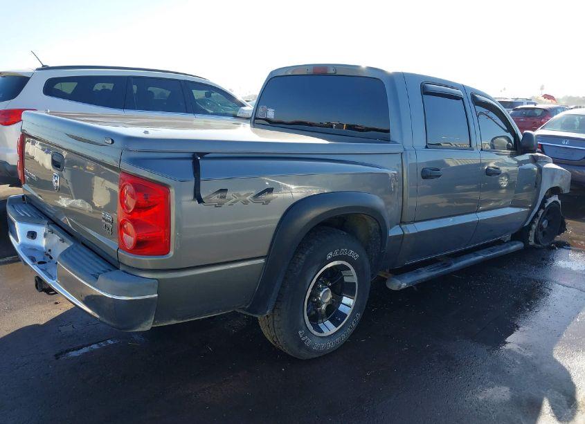 Photo 4 of 2005 Dodge Dakota SLT (VIN 1D7HW48N25S149973)