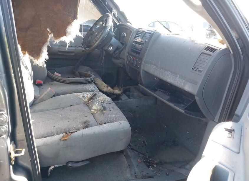 Photo 5 of 2005 Dodge Dakota SLT (VIN 1D7HW48N25S149973)