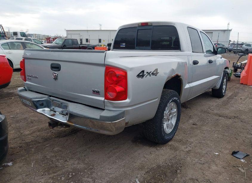 Photo 4 of 2005 Dodge Dakota SLT (VIN 1D7HW48N35S110812)