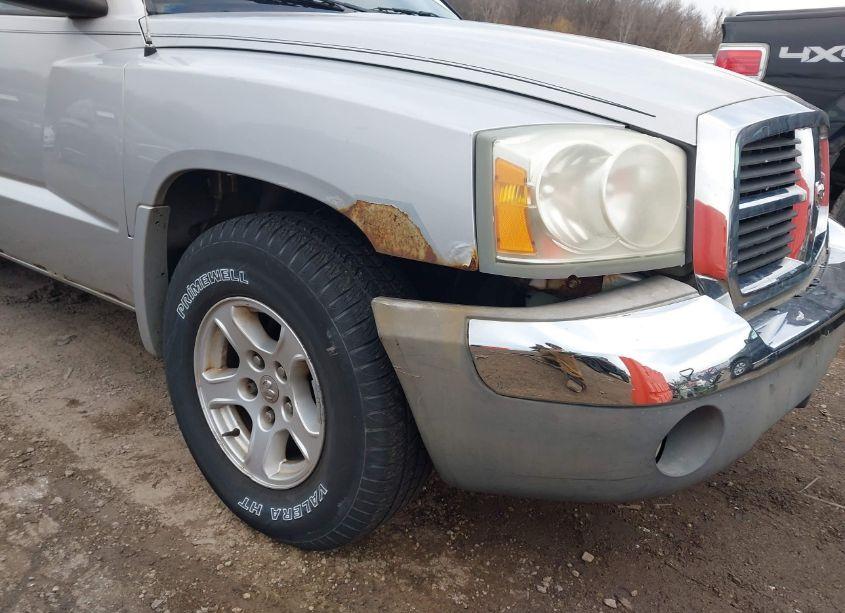 Photo 6 of 2005 Dodge Dakota SLT (VIN 1D7HW48N35S110812)