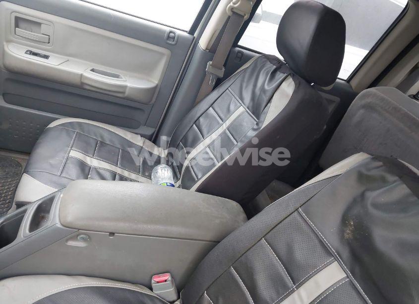 Photo 8 of 2005 Dodge Dakota SLT (VIN 1D7HW48N55S253745)