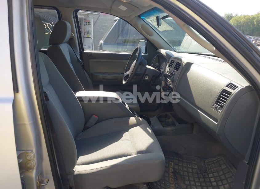 Photo 5 of 2006 Dodge Dakota QUAD SLT (VIN 1D7HW48N56S503261)