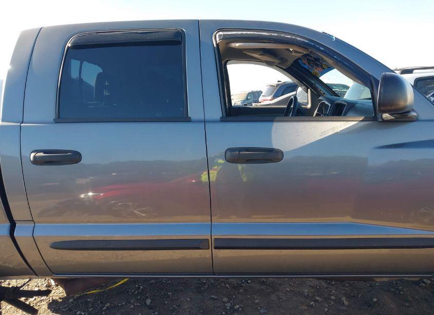 Photo 12 of 2005 Dodge Dakota SLT (VIN 1D7HW48NX5S153575)