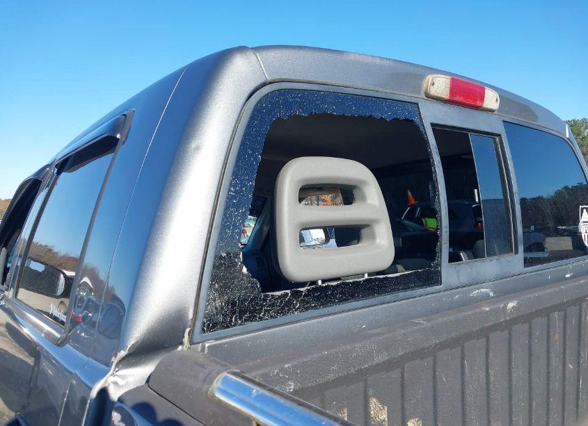 Photo 17 of 2005 Dodge Dakota SLT (VIN 1D7HW48NX5S153575)