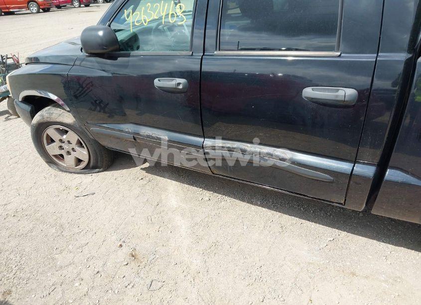 Photo 6 of 2005 Dodge Dakota LARAMIE (VIN 1D7HW58N55S161413)