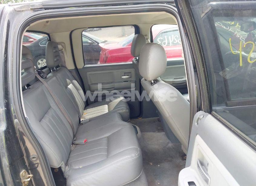 Photo 8 of 2005 Dodge Dakota LARAMIE (VIN 1D7HW58N55S161413)