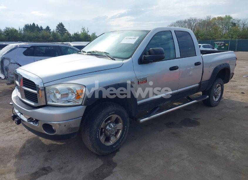 Photo 2 of 2007 Dodge Ram 2500 SLT/TRX4 OFF ROAD/SPORT/POWER WAGON (VIN 1D7KS28C27J534902)