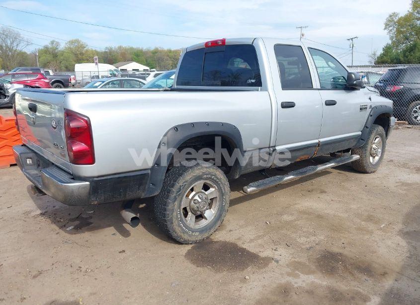 Photo 4 of 2007 Dodge Ram 2500 SLT/TRX4 OFF ROAD/SPORT/POWER WAGON (VIN 1D7KS28C27J534902)