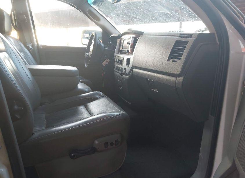 Photo 5 of 2007 Dodge Ram 2500 LARAMIE (VIN 1D7KS28C97J568464)