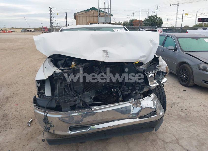 Photo 13 of 2010 Dodge Ram 1500 SLT/SPORT/TRX (VIN 1D7RB1CT0AS248581)