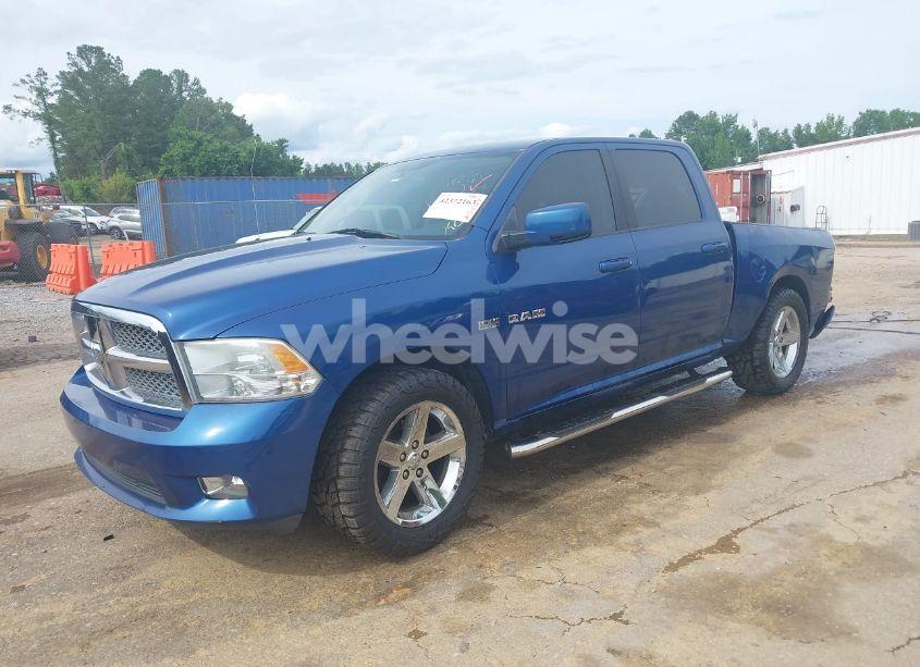 Photo 2 of 2010 Dodge Ram 1500 SLT/SPORT/TRX (VIN 1D7RB1CTXAS165031)