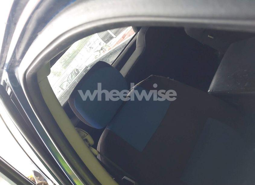 Photo 5 of 2010 Dodge Ram 1500 ST (VIN 1D7RB1GP0AS133301)