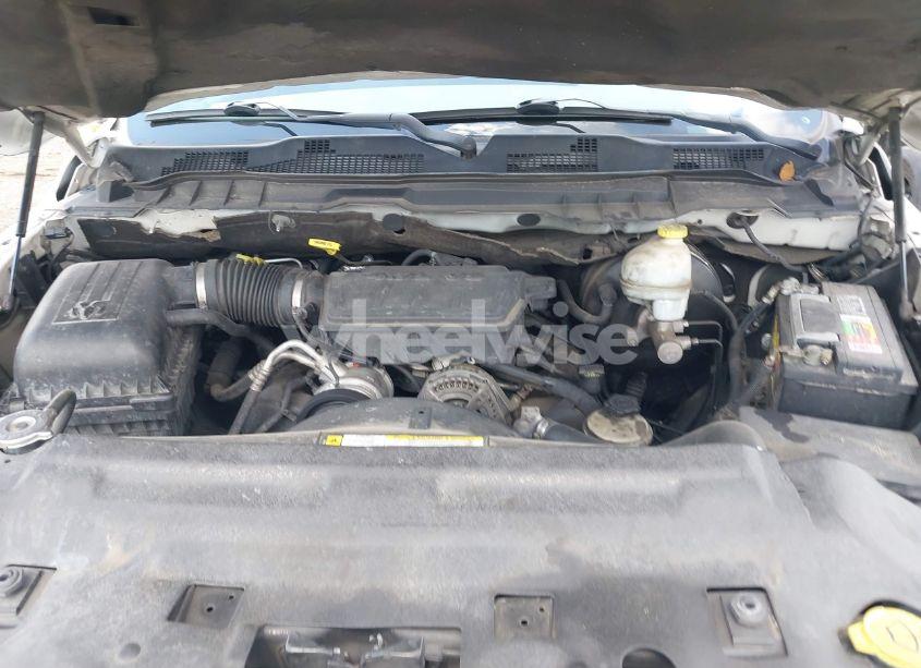 Photo 10 of 2010 Dodge Ram 1500 SLT/SPORT/TRX (VIN 1D7RB1GP1AS135770)