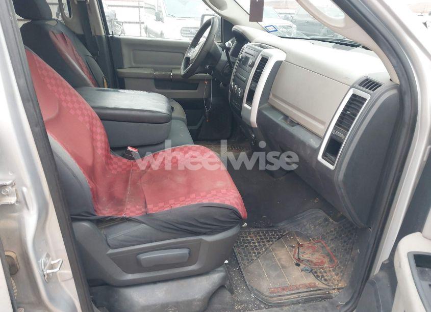 Photo 5 of 2010 Dodge Ram 1500 SLT/SPORT/TRX (VIN 1D7RB1GP6AS110928)