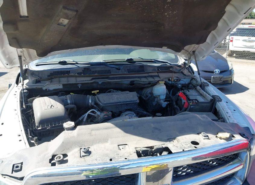 Photo 10 of 2010 Dodge Ram 1500 ST (VIN 1D7RB1GP8AS138536)