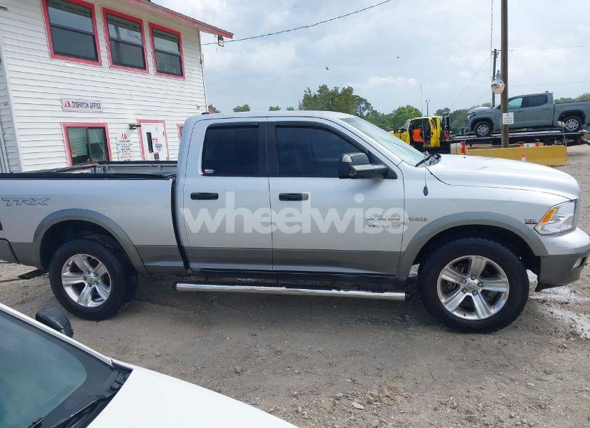 Photo 13 of 2010 Dodge Ram 1500 SLT/SPORT/TRX (VIN 1D7RB1GT6AS112613)